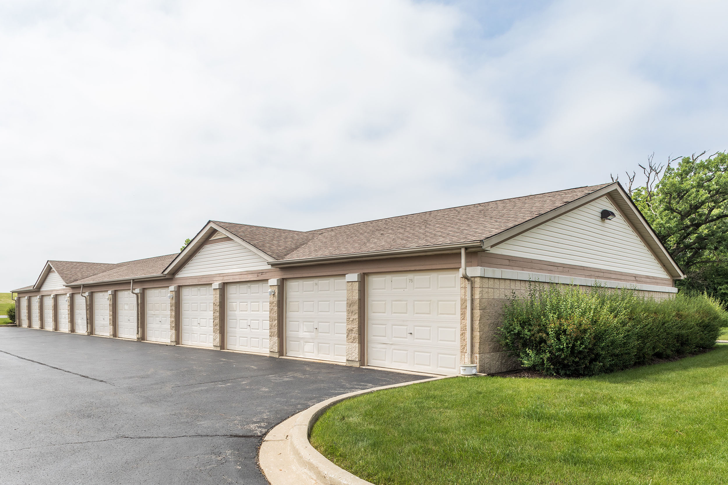 Reserve at Eagle Ridge IRT Living